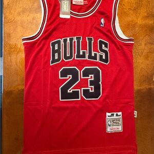 Michael Jordan Mitchell & Ness Chicago Bulls Jersey size Small